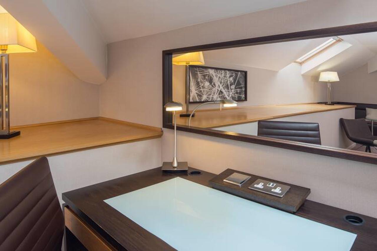 Hilton East Midlands Airport Hotel Kegworth Ngoại thất bức ảnh